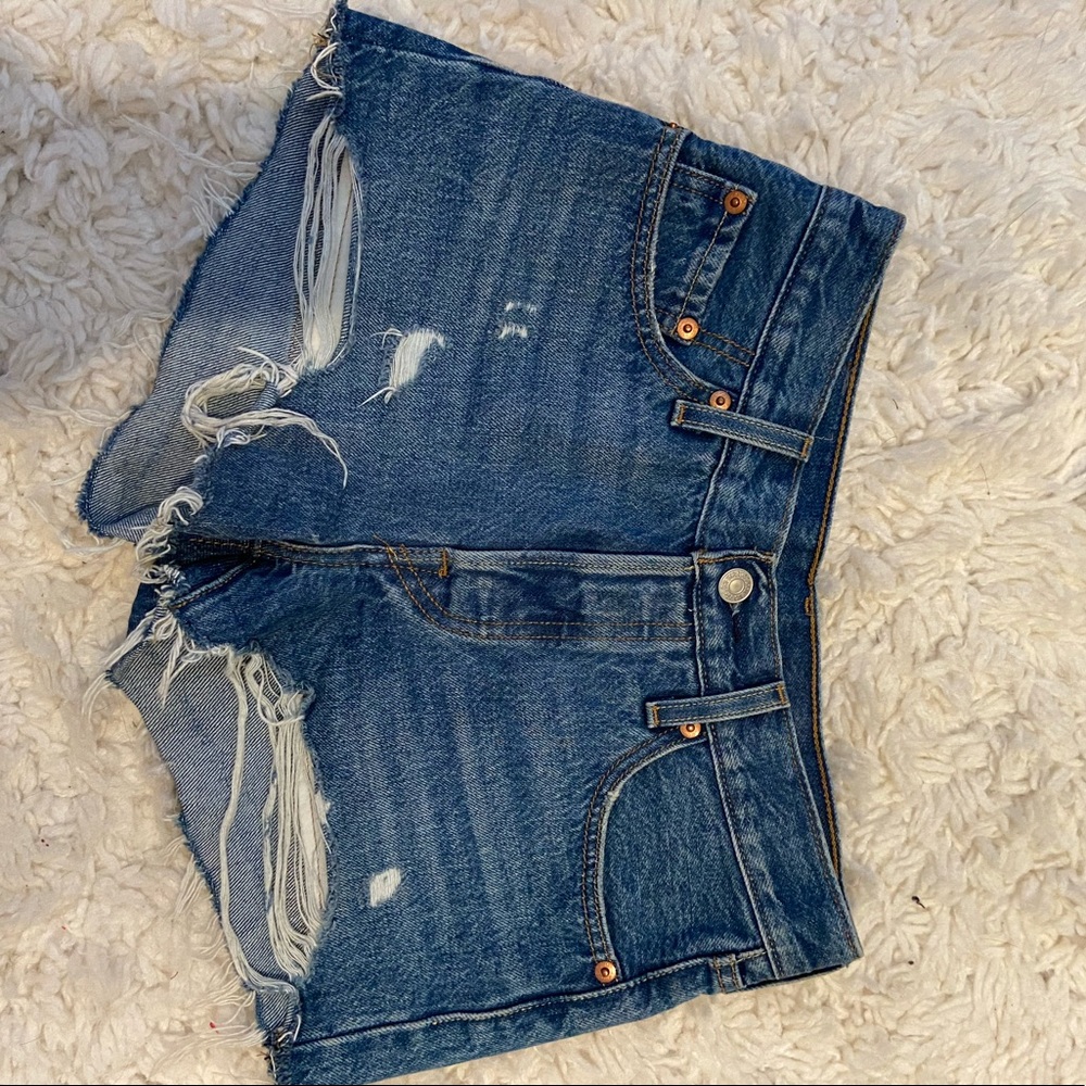 Levi shorts